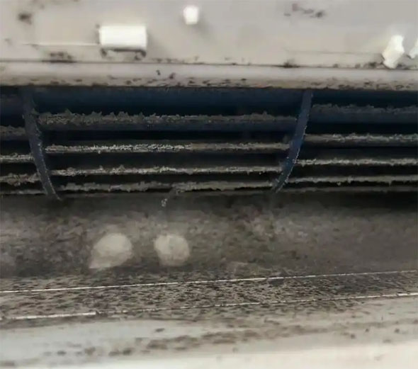 古田空调吹的风有股烧焦味是怎么回事